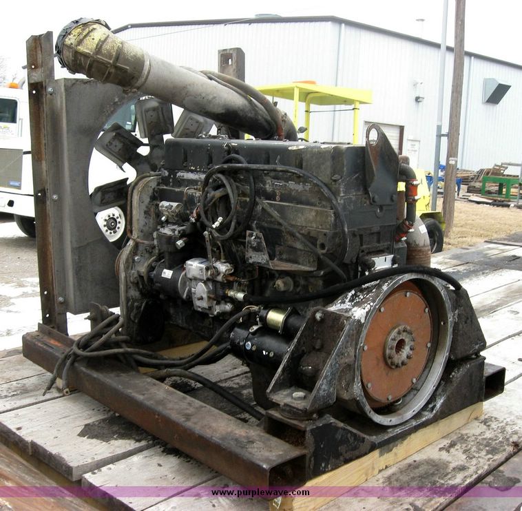 image for item 3338 Cummins L10 diesel engine