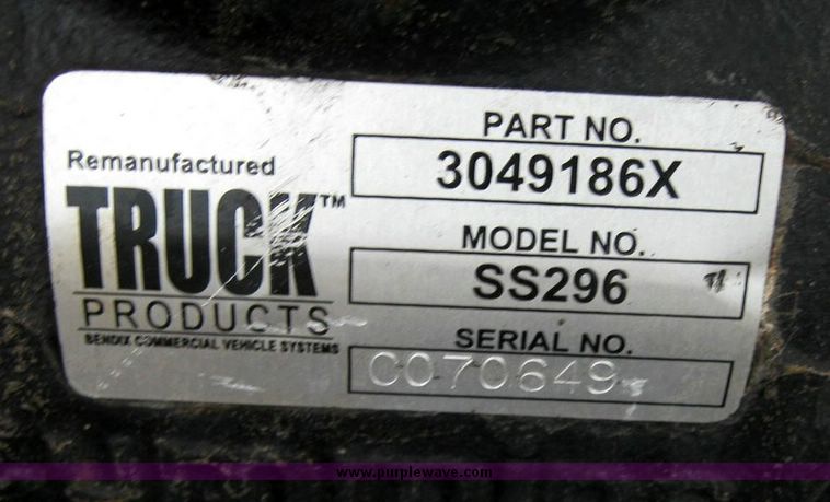 image for item 3338 Cummins L10 diesel engine