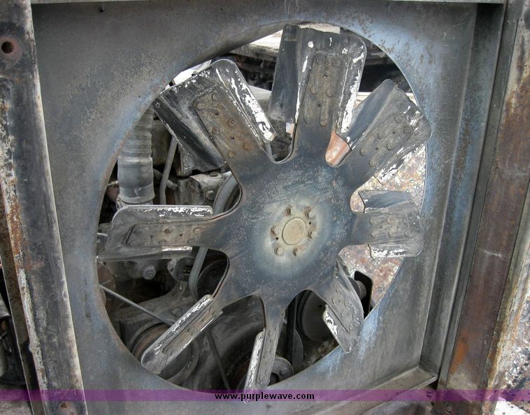 image for item 3338 Cummins L10 diesel engine