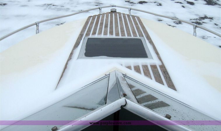 image for item 3749 1981 Webbcraft 2300 ski boat