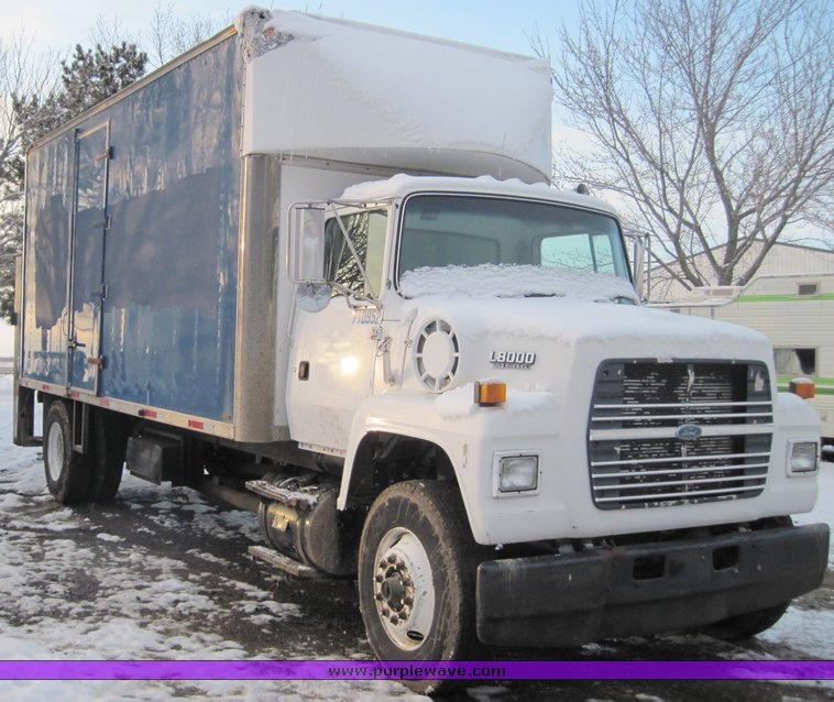 image for item 4473 1991 Ford Conventional N LN8000F box truck