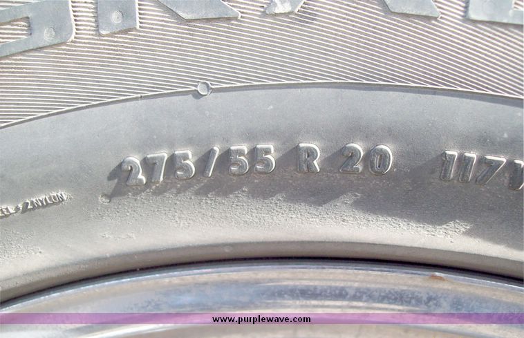 image for item 5000 1999 Chevrolet C1500 Suburban