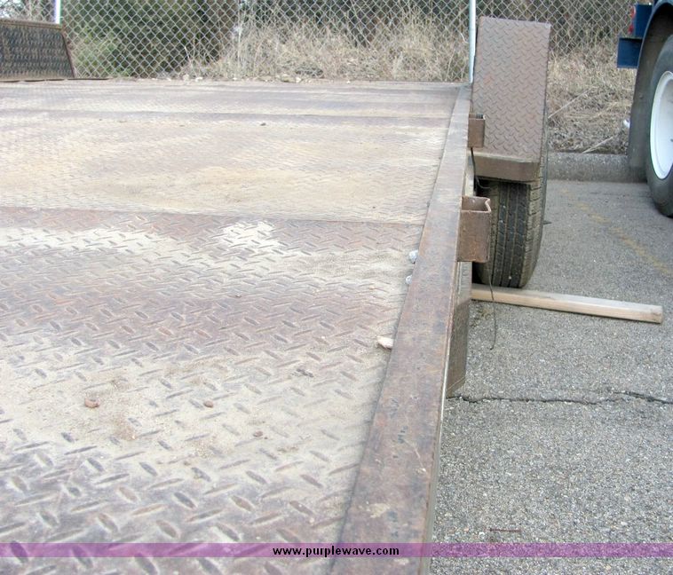 image for item 5074 1999 PS trailers 20' tandem axle trailer