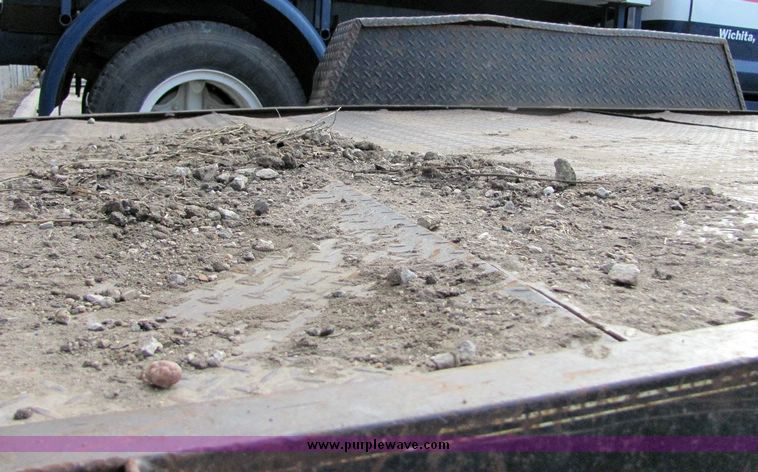 image for item 5074 1999 PS trailers 20' tandem axle trailer