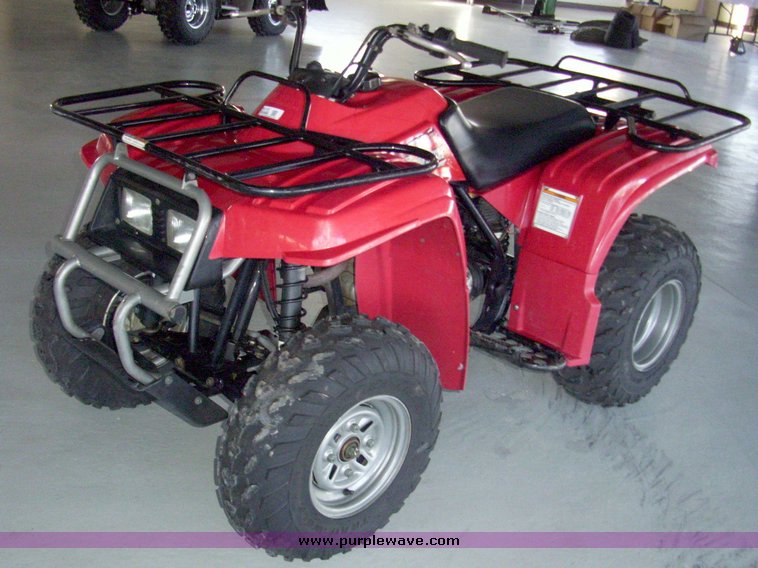 image for item 5115 Yamaha Bear Tracker ATV
