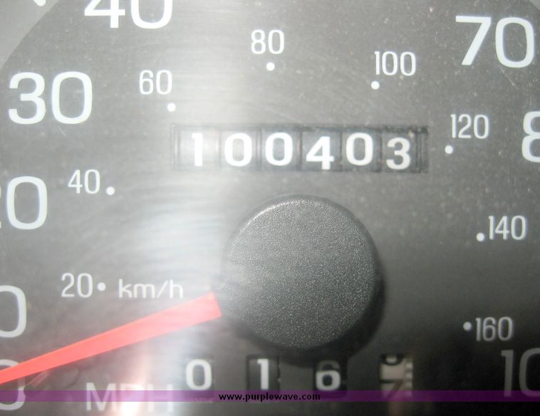 image for item 5272 2001 Ford Econoline E350 Super Duty