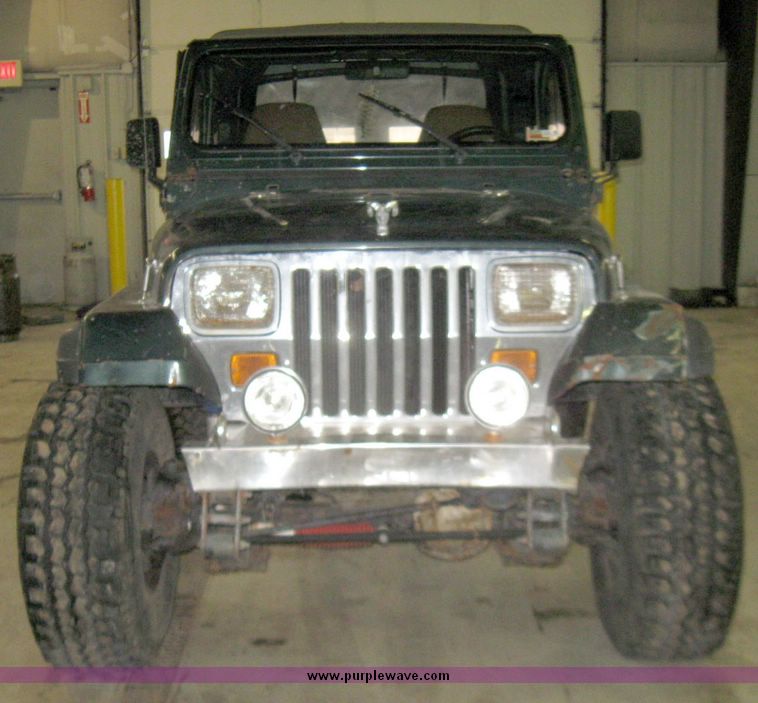 image for item 5435 1992 Jeep Wrangler