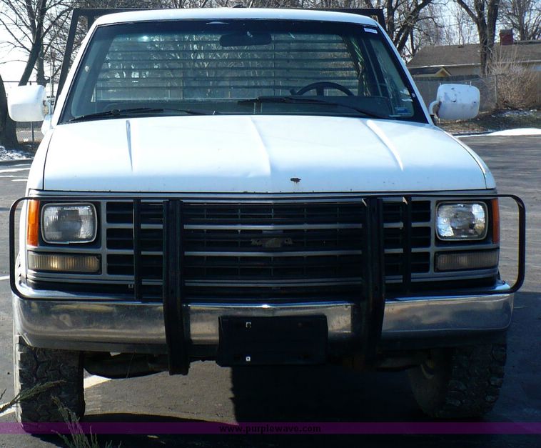 image for item 5594 1988 Chevrolet 3500