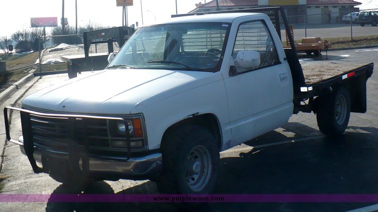 image for item 5594 1988 Chevrolet 3500
