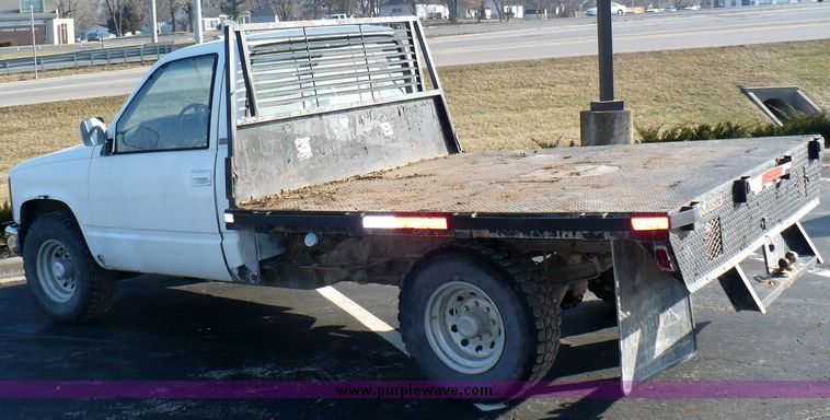 image for item 5594 1988 Chevrolet 3500