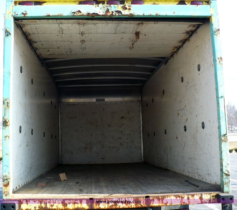 image for item 5595 1982 GMC C6500 box truck