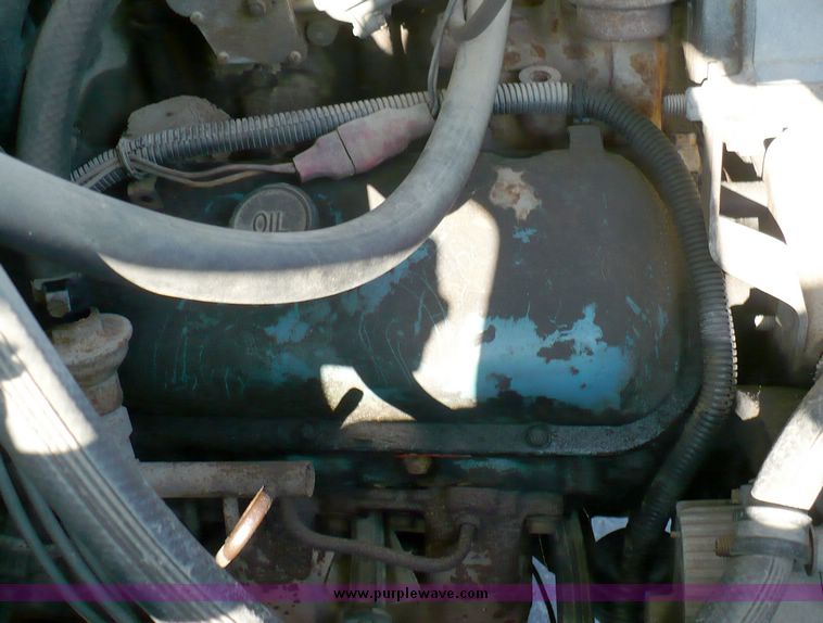 image for item 5595 1982 GMC C6500 box truck