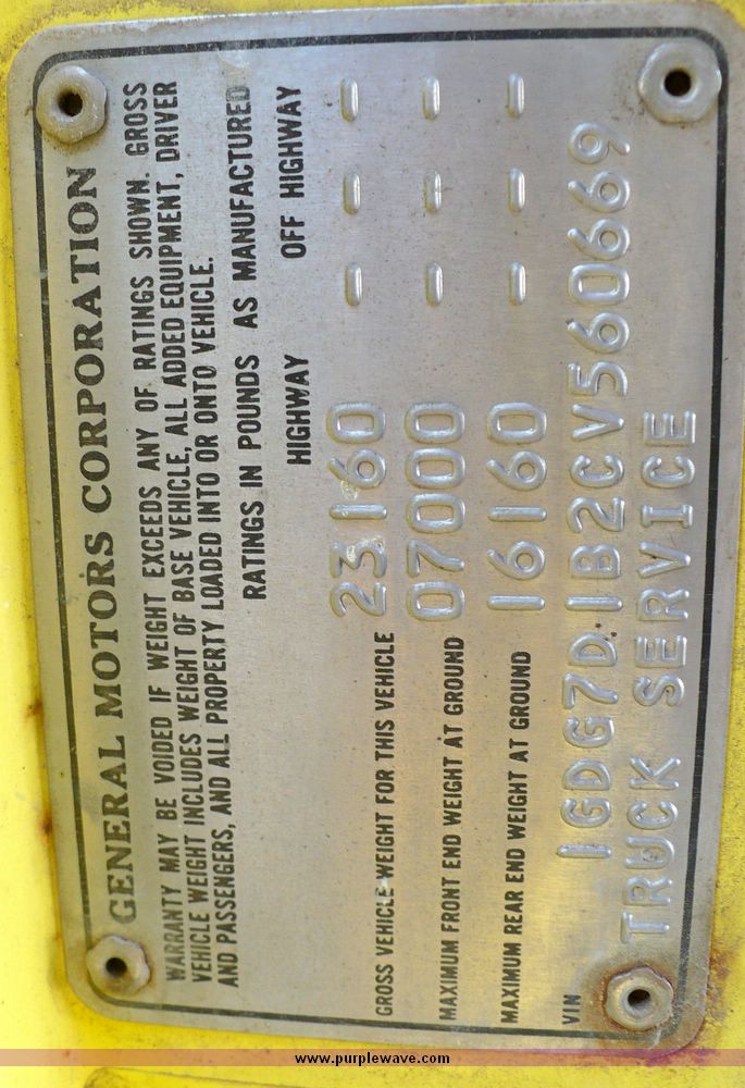 image for item 5595 1982 GMC C6500 box truck