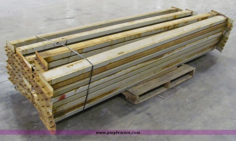 image for item 6675 Assorted pallet racking