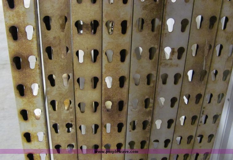 image for item 6675 Assorted pallet racking