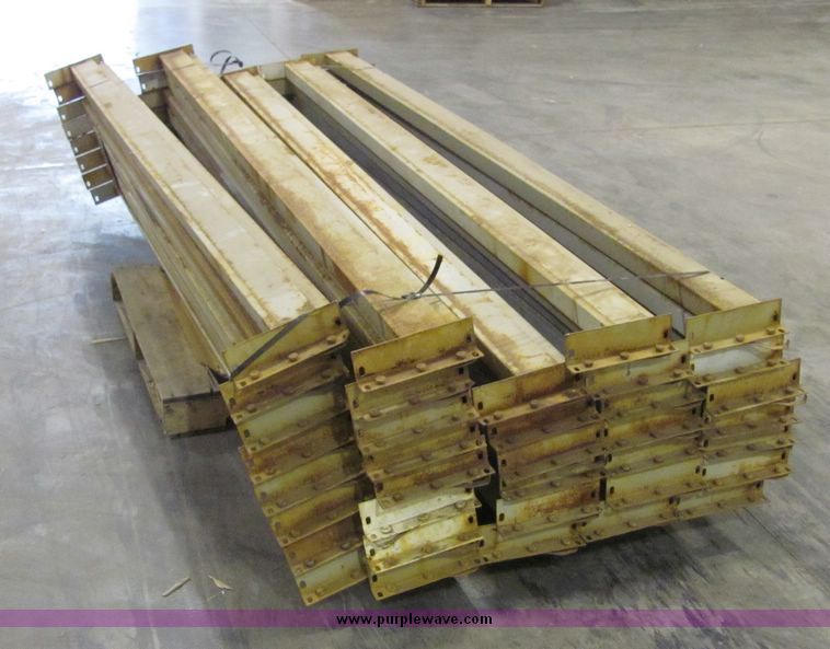 image for item 6676 Assorted pallet racking