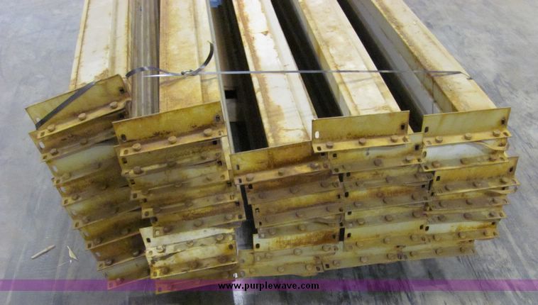 image for item 6676 Assorted pallet racking