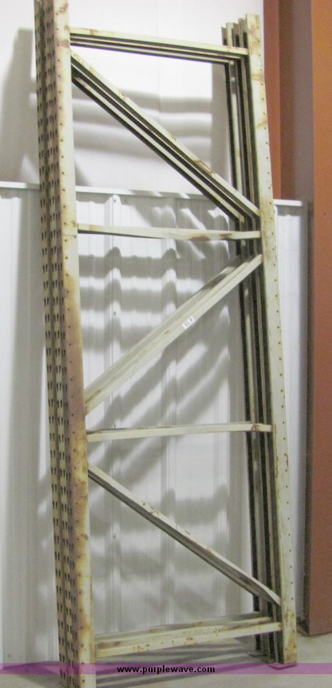 image for item 6678 Assorted pallet racking