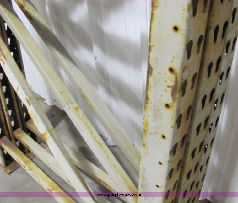 image for item 6678 Assorted pallet racking