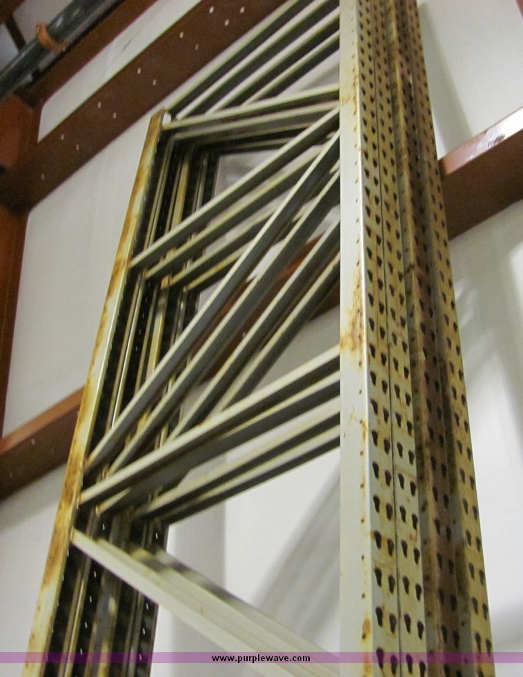 image for item 6680 Assorted pallet racking