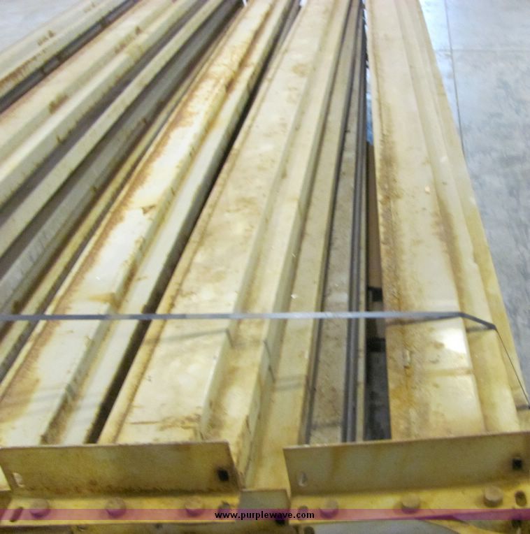 image for item 6682 Assorted pallet racking