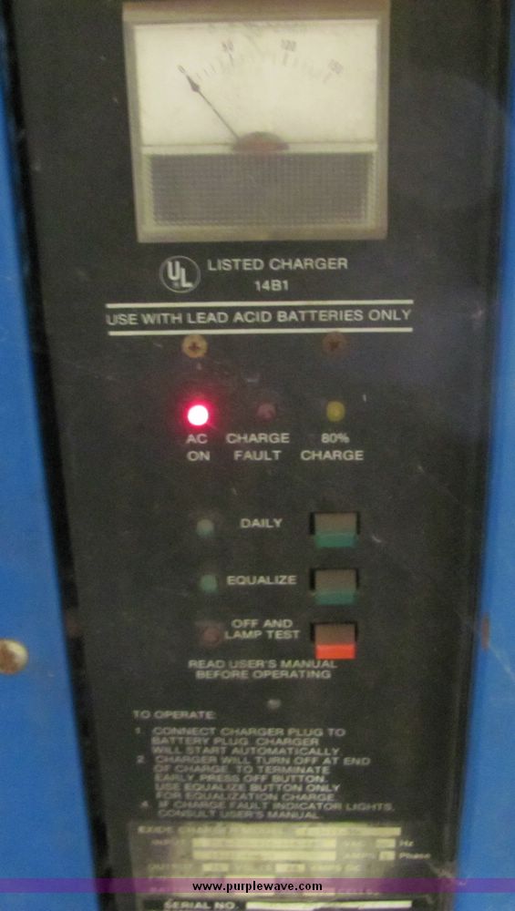 image for item 6683 Yale order picker electric fork lift