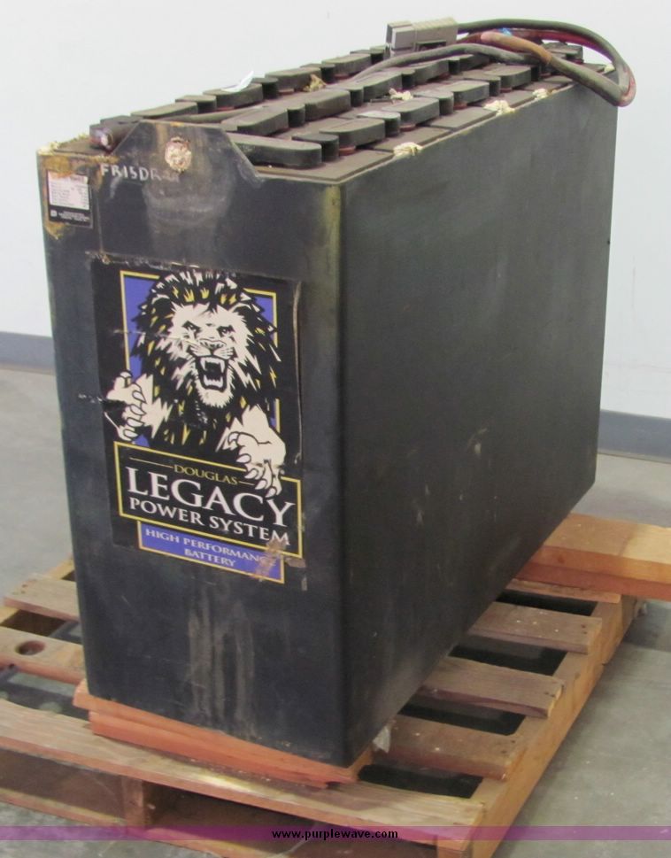 image for item 6684 Douglas battery pack