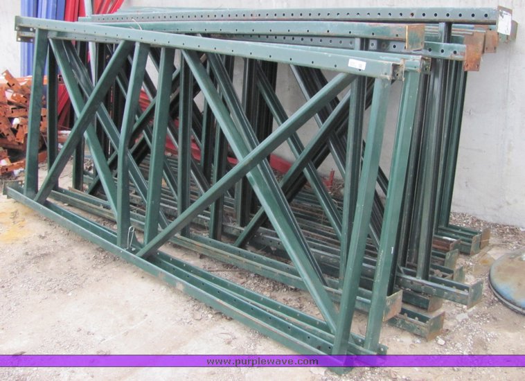 image for item 6697 Assorted pallet racking