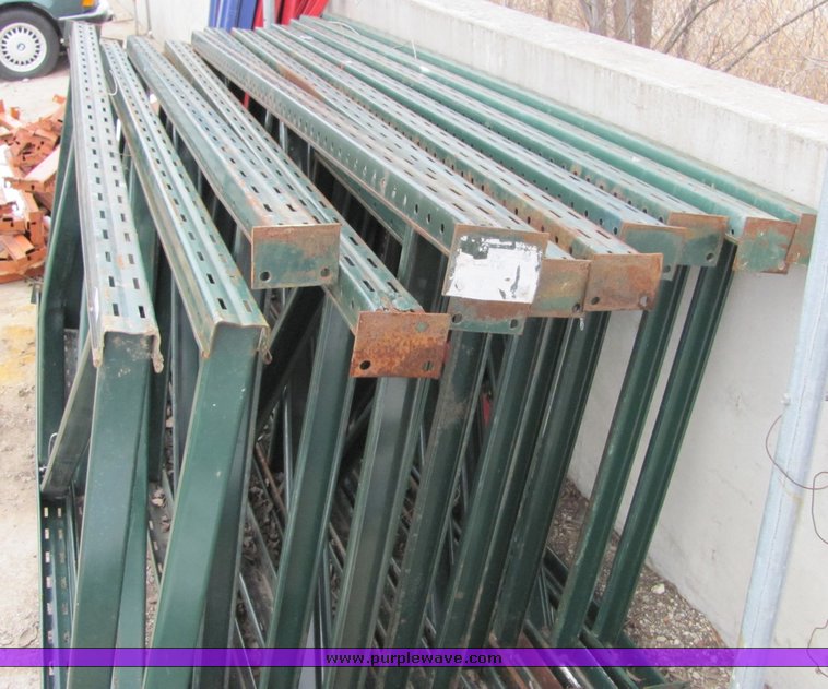 image for item 6697 Assorted pallet racking