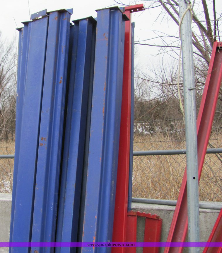 image for item 6697 Assorted pallet racking