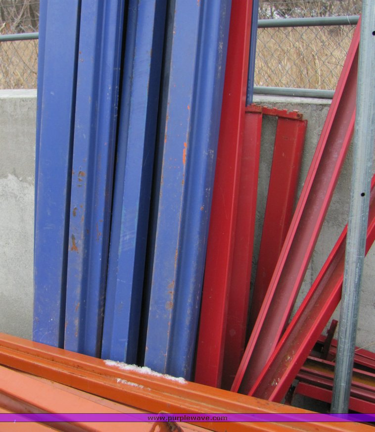 image for item 6697 Assorted pallet racking