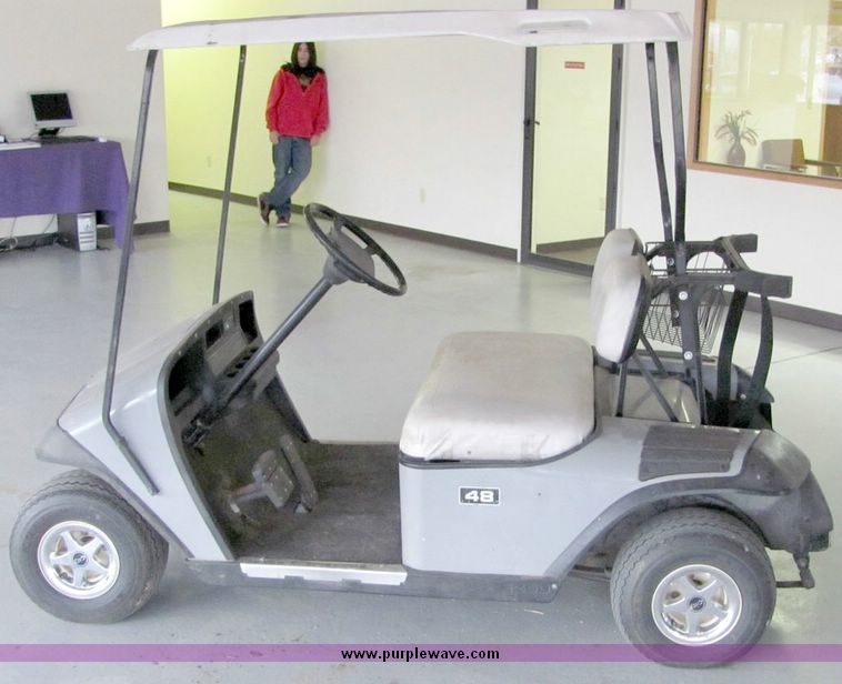 image for item 6698 Ez-go electric golf cart