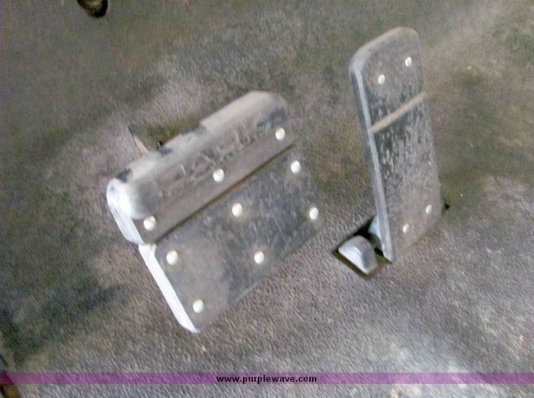 image for item 6698 Ez-go electric golf cart