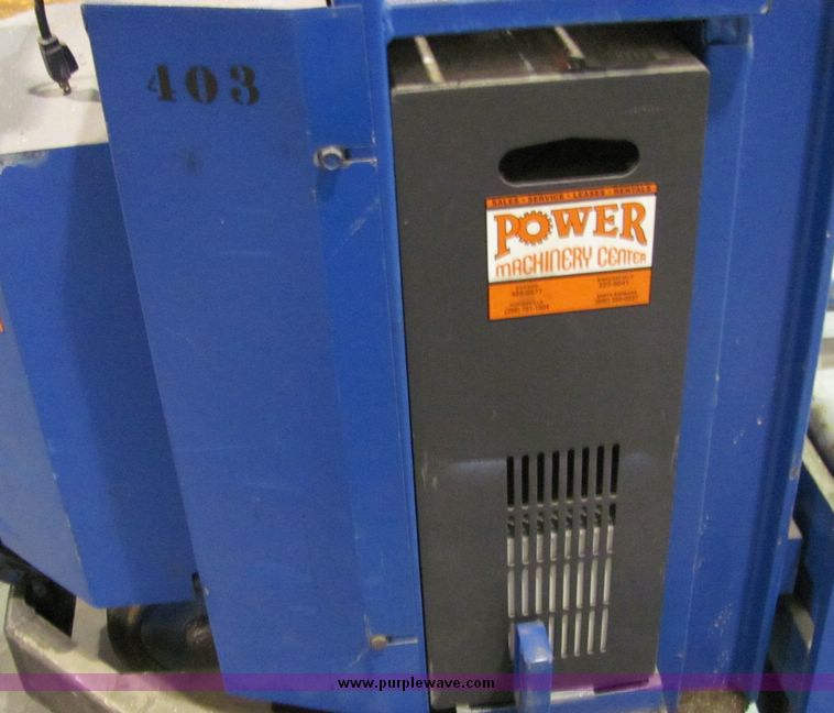 image for item 6718 Blue Giant fork lift