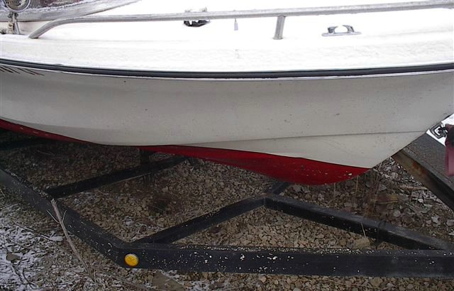 image for item 7800 19' boat with trailer