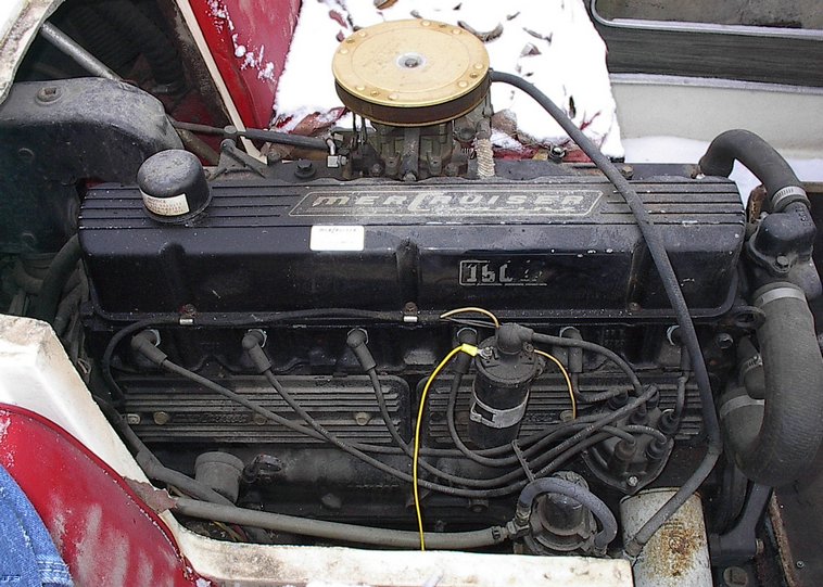 image for item 7800 19' boat with trailer