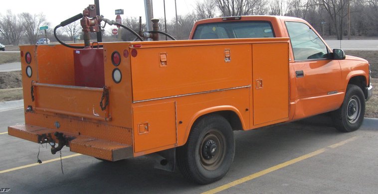 image for item 7802 1997 Chevrolet C2500 pickup with Knapheide bed