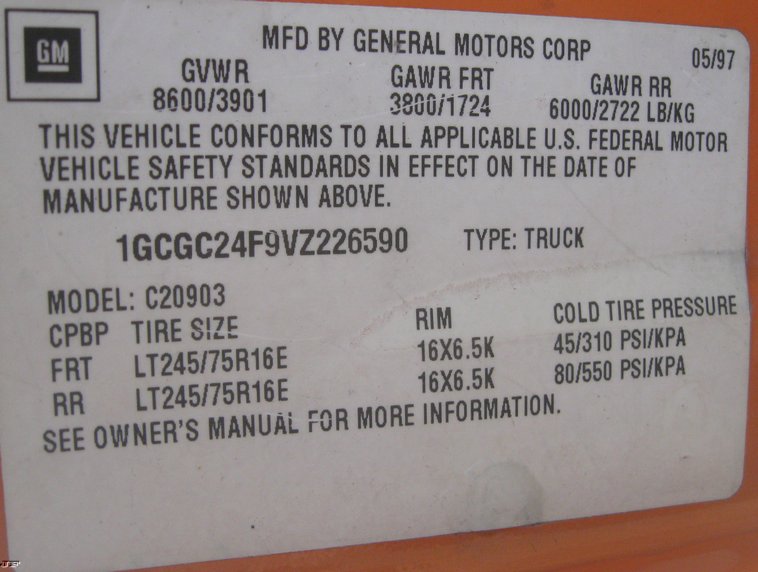 image for item 7802 1997 Chevrolet C2500 pickup with Knapheide bed