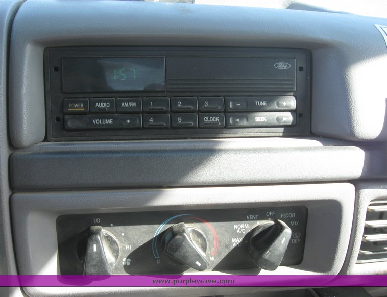 image for item 8079 1995 Ford F-350 truck with utility bed