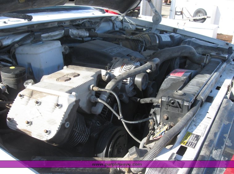 image for item 8079 1995 Ford F-350 truck with utility bed