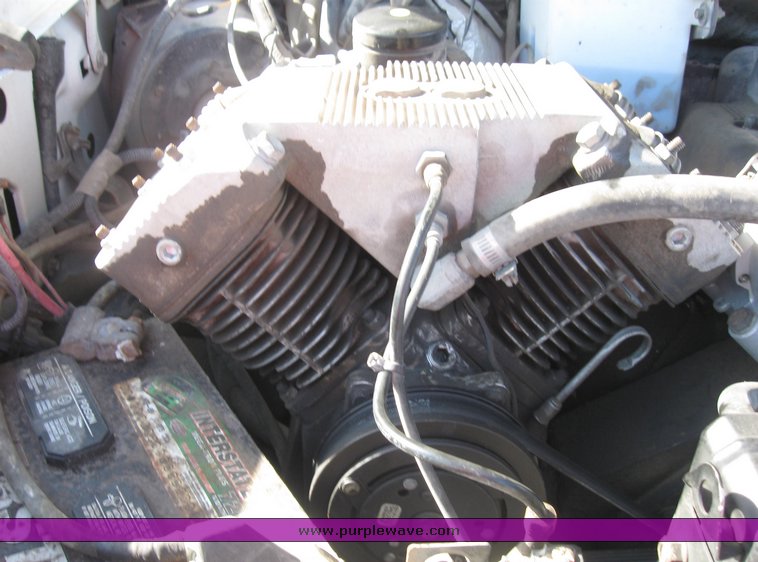 image for item 8079 1995 Ford F-350 truck with utility bed