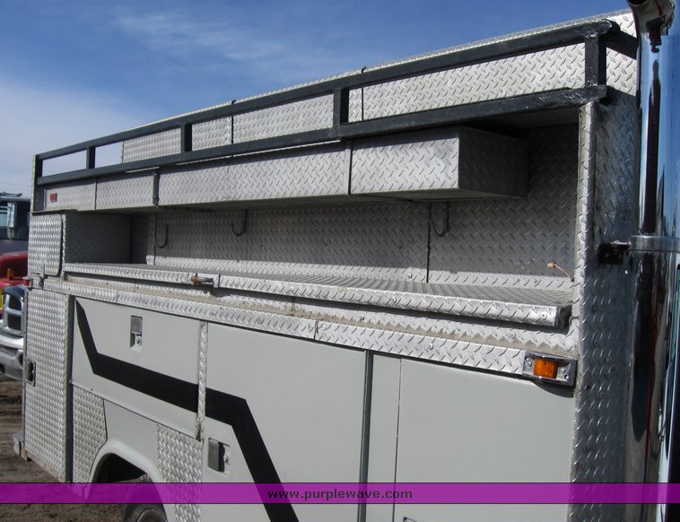 image for item 8079 1995 Ford F-350 truck with utility bed