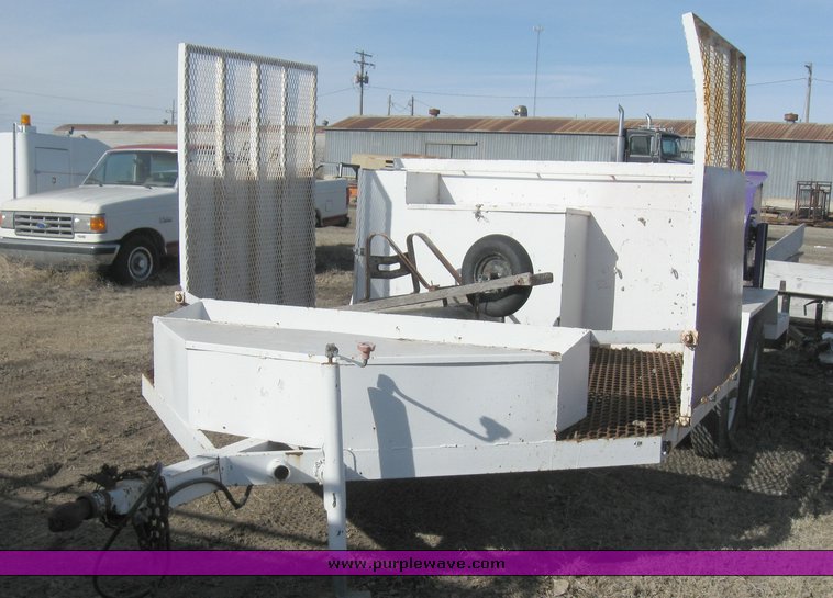 image for item 8081 1997 8' x 18' concrete curbing trailer