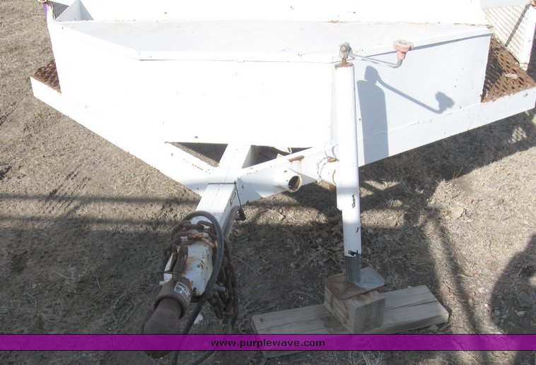 image for item 8081 1997 8' x 18' concrete curbing trailer