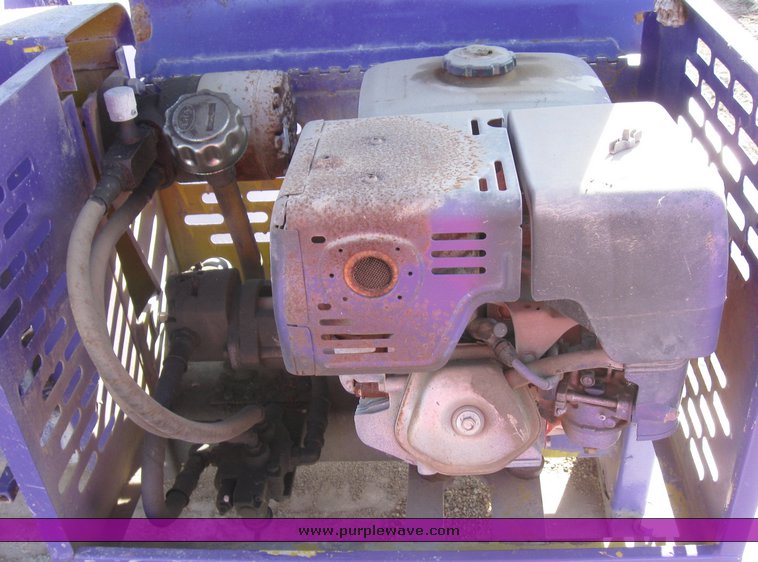 image for item 8081 1997 8' x 18' concrete curbing trailer