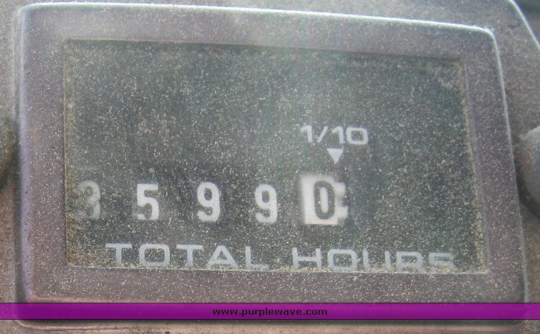 image for item 8082 1992 Ford Cargo LT CF8000 dump truck