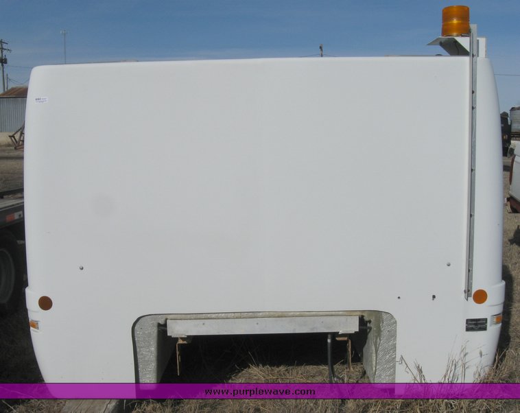 image for item 8083 Fiberglass tire service bed