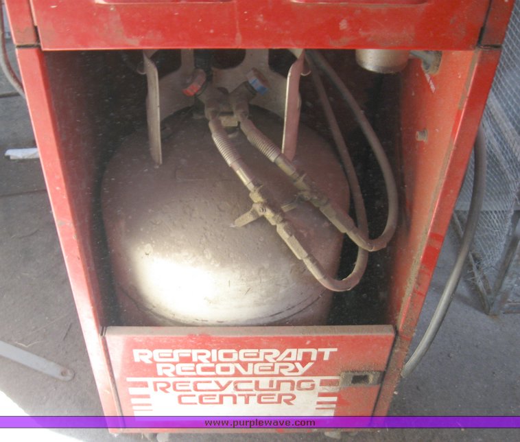 image for item 8088 White Industries R-12 refrigerant recovery machine