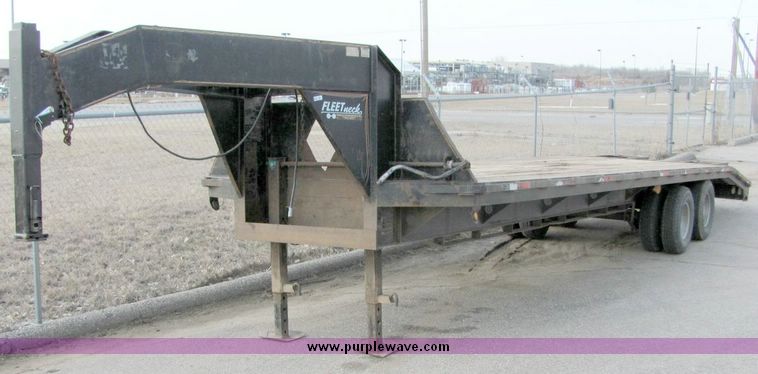 image for item 9073 1995 Fleet Neck 25' dual tire tandem axle trailer