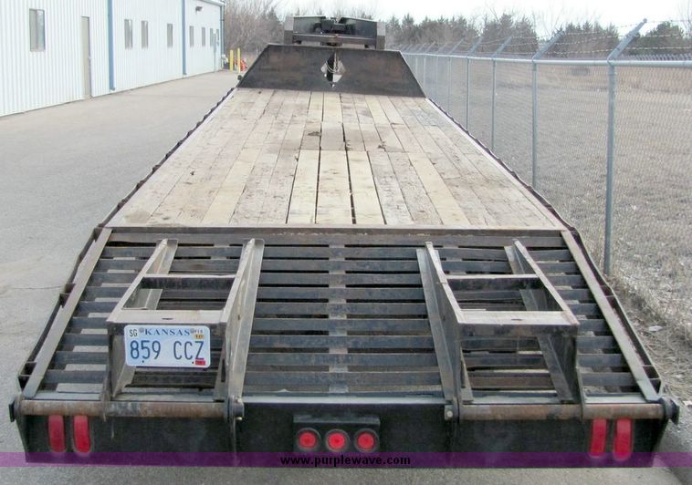 image for item 9073 1995 Fleet Neck 25' dual tire tandem axle trailer